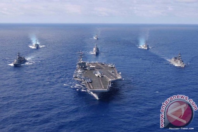 Kapal induk Amerika Serikat bertenaga nuklir USS Nimitz 