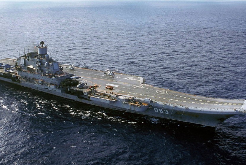 Kapal induk Rusia Admiral Kuznetsov.