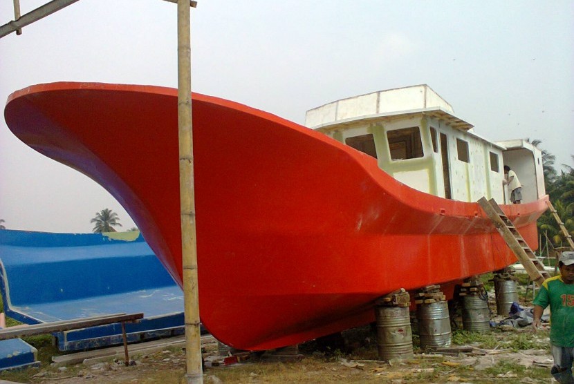 Kapal Jelajah Pulau Terpencil Nusantara.