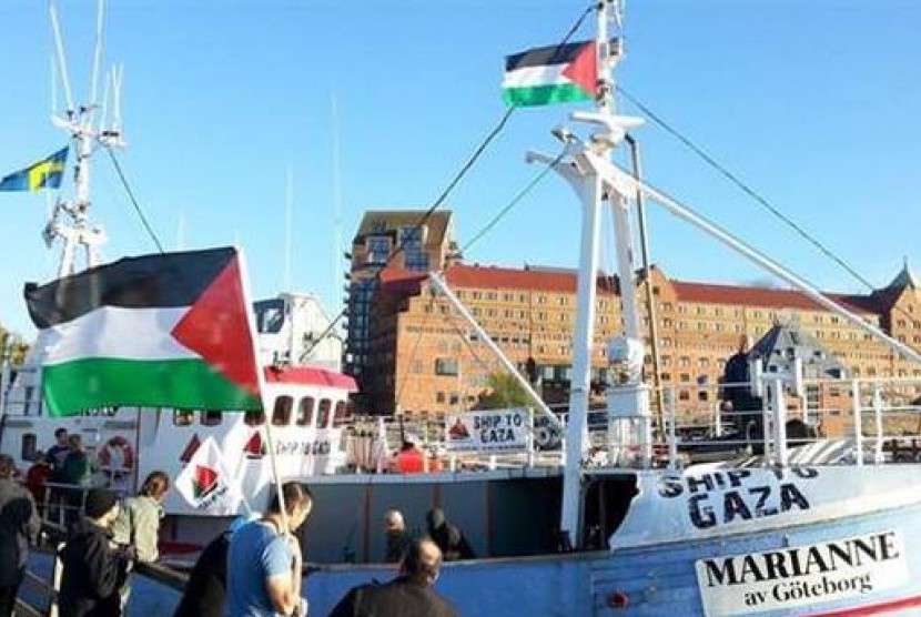 Kapal Marinne of Gothenburg yang berisi aktivis kemanusiaan dicegat militer Israel dalam perjalanan menuju Gaza, Senin (29/6).