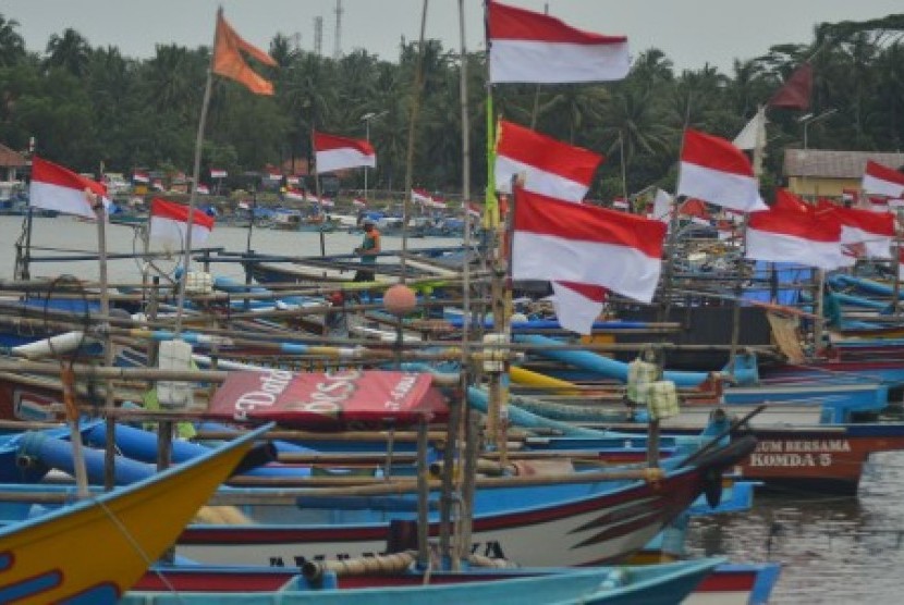 Kapal nelayan di Pelabuhan Pendaratan Ikan Cikidang. 