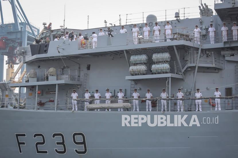 Kapal perang Angkatan Laut (AL) Inggris HMS Richmond. Angkatan Laut Inggris dan Pakistan menggelar latihan bersama di Laut Arab Utara. Ilustrasi.