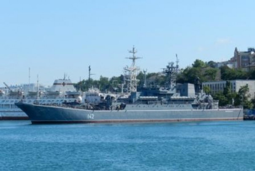 Kapal perang Rusia jenis pendarat amfibi besar, Novocherkassk.