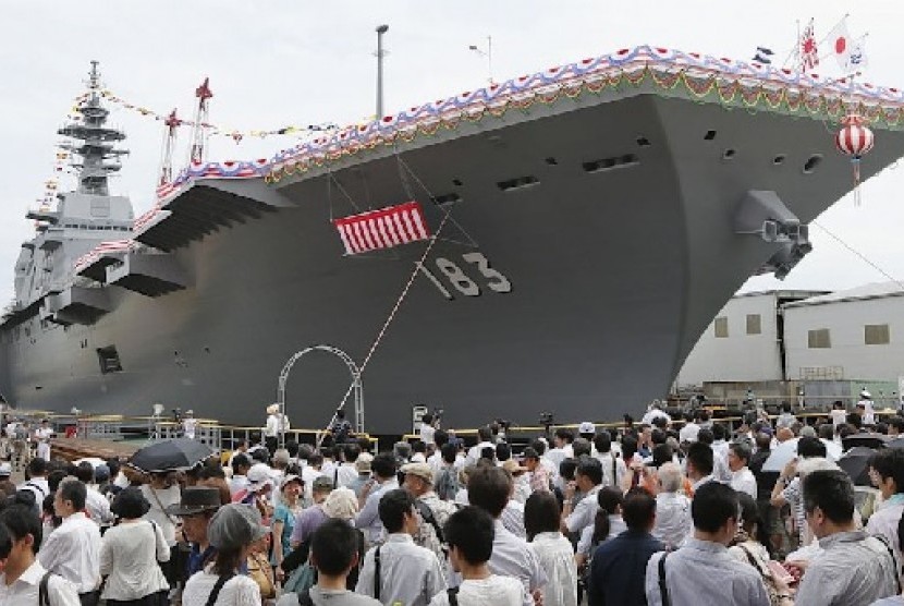 Kapal perusak Izumo milik Jepang 