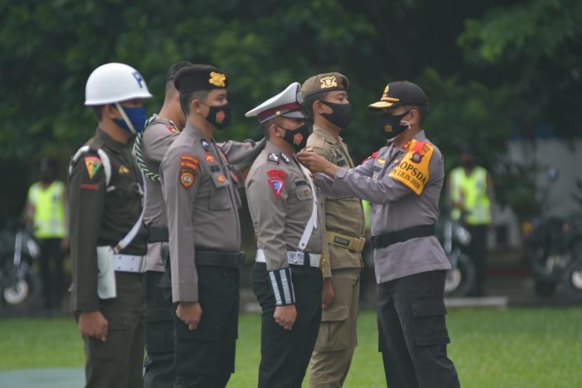 Kapolda Gorontalo, Irjen Pol Dr Akhmad Wiyagus saat memimpin upacara Operasi Lilin Otanaha 2020