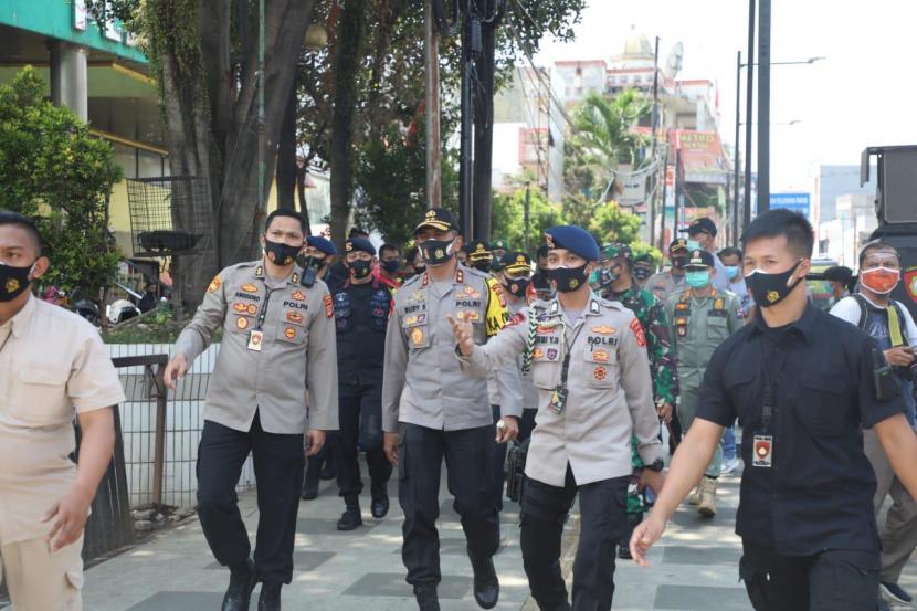 Kapolda Jawa Barat Irjen Pol Rudy Sufahriadi meninjau Operasi Yustisi di Kota Bogor.