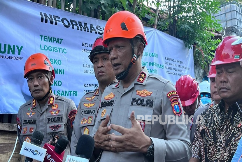 Kapolda Jawa Timur Irjen Pol Drs. Nanang Avianto. 
