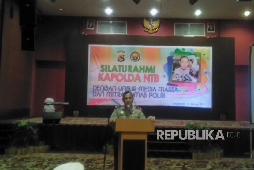 Kapolda NTB Brigjen Pol Firli menggelar silaturahmi dengan media massa di Hotel Lombok Plaza, Mataram, NTB, Jumat (31/3).