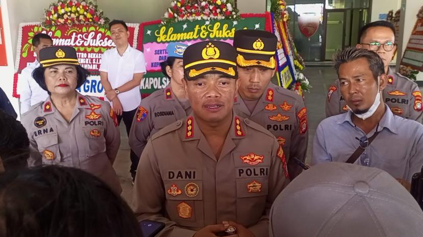 Kapolres Metro Bekasi Kota Kombes Pol Dani Hamdani. 