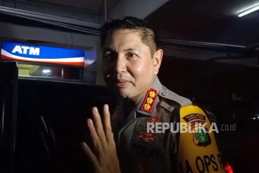 Kapolres Metro Jakarta Timur Kombes Pol Alfian Nurrizal di Markas Polres Metro Jakarta Timur, Jumat (12/9/2025).