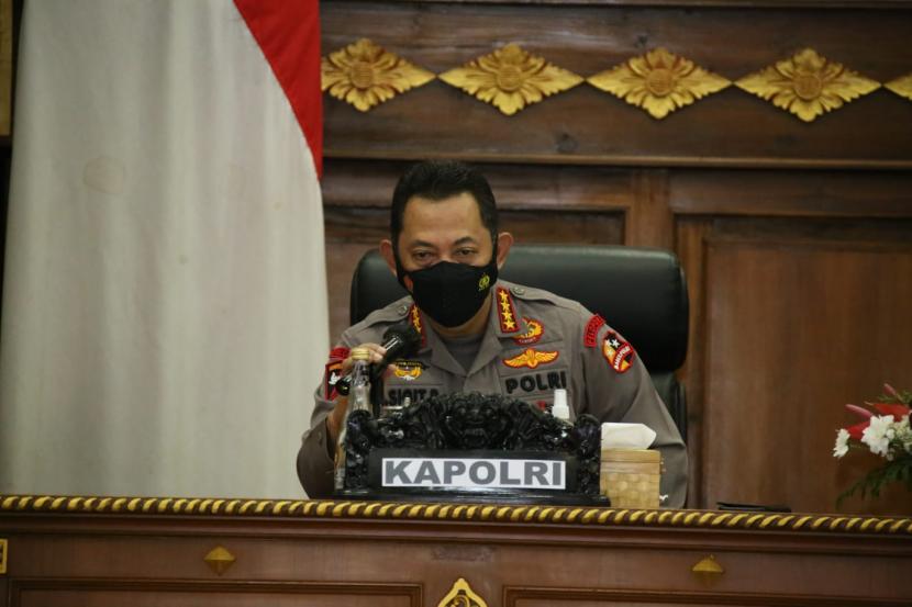 Kapolri Jenderal Listyo Sigit Prabowo meminta kepada Forkopimda Bali untuk terus memperkuat penerapan strategi pengendalian Covid-19, untuk menjamin kesehatan masyarakat. 