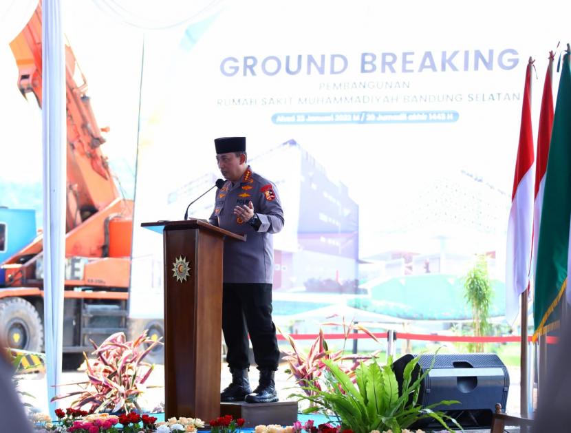 Kapolri Jenderal Listyo Sigit Prabowo menghadiri acara ground breaking Rumah Sakit Muhammadiyah Bandung Selatan (RS MBS).
