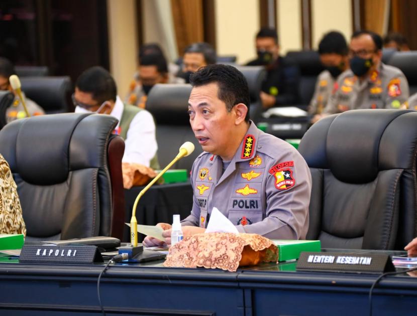 Kapolri Jenderal Listyo Sigit Prabowo menginstruksikan kepada seluruh jajarannya untuk memastikan faktor keamanan dan kesehatan masyarakat yang melakukan mudik.