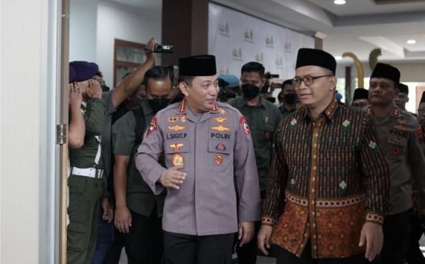 Kapolri Jenderal Listyo Sigit Prabowo saat menghadiri Stadium General bertema Pemuda dan Dinamika Kebangsaan, di UIN Walisongo Semarang, Jawa Tengah, Sabtu (29/10/2022).
