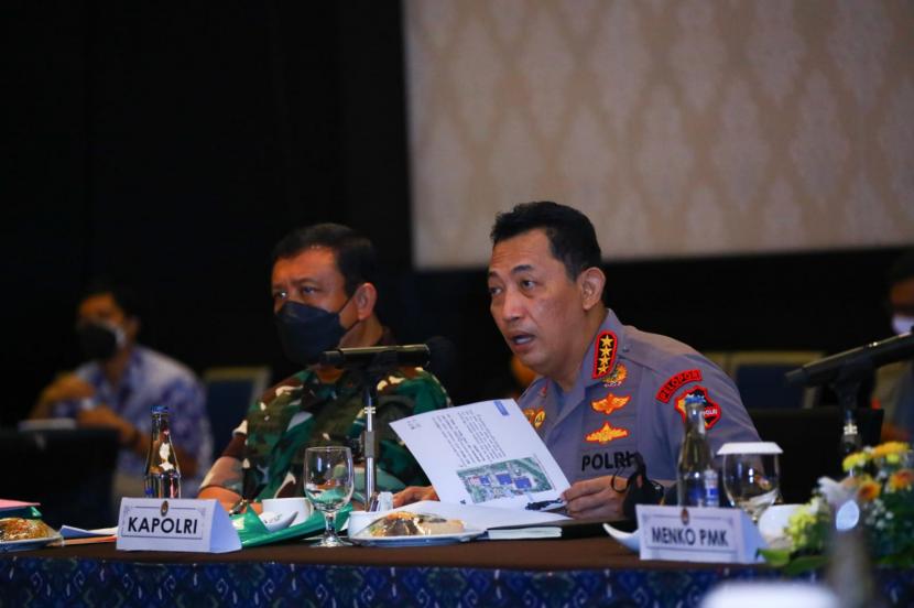 Kapolri Jenderal Listyo Sigit Prabowo saat rapat koordinasi bersama Menko PMK, Jumat (28/1/2022) terkait penyelenggaraan Global Platform for Disaster Risk Reduction (GPDRR) 2022 pada Mei 2022 di Provinsi Bali.
