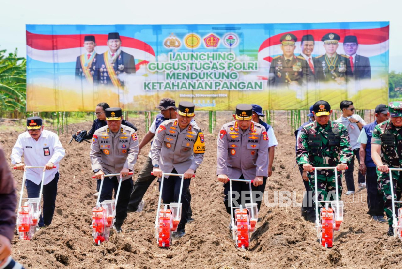 Dukung Program Swasembada Pangan, Kapolri-Panglima TNI Luncurkan Gugus Tugas Polri