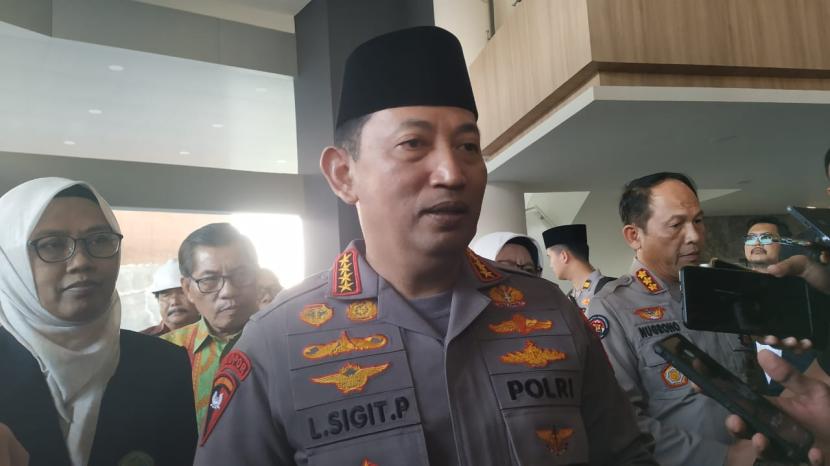  Kapolri Jenderal Pol Listyo Sigit Prabowo usai mengisi Kuliah Kebangsaan di Universitas 