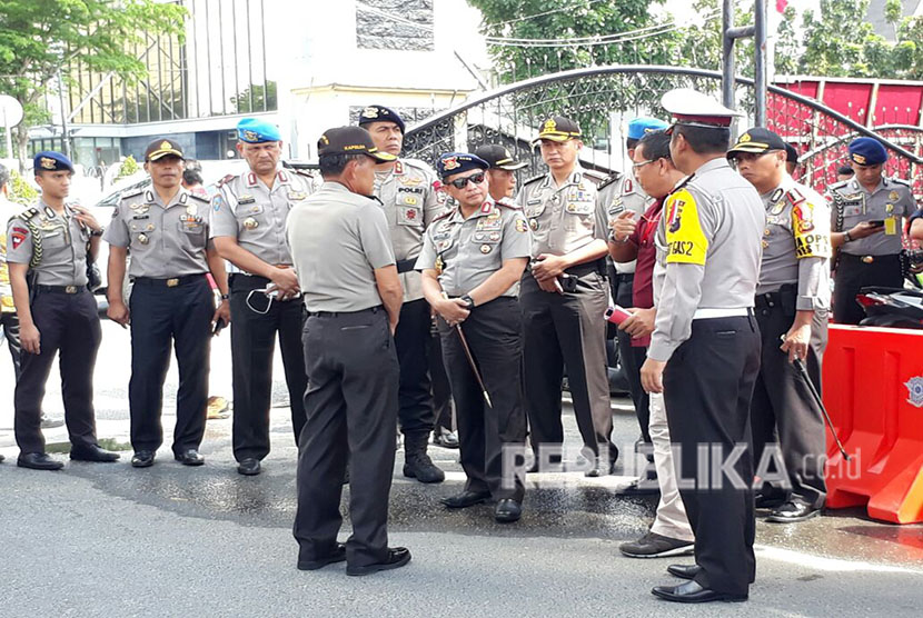 Kapolri Jenderal Pol Tito Karnavian mengunjungi Mapolda Riau, Kamis (17/5). 