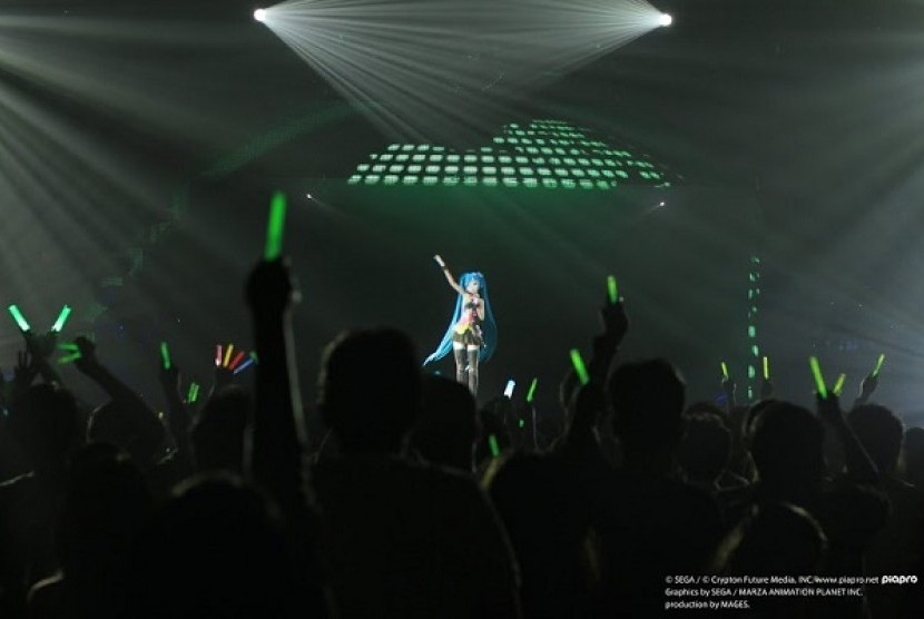 Karakter Hatsune Miku saat tampil dalam konsernya di gelaran 