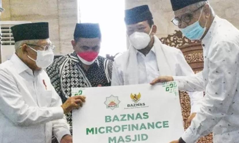 Karya alumni UNM dikembangkan untuk mendukung program Baznas Microfinance Masjid (BMM), sebuah inisiatif pemberdayaan modal bagi Usaha Mikro Kecil Menengah (UMKM) dengan skema pinjaman tanpa bunga (Qardhul Hasan).
