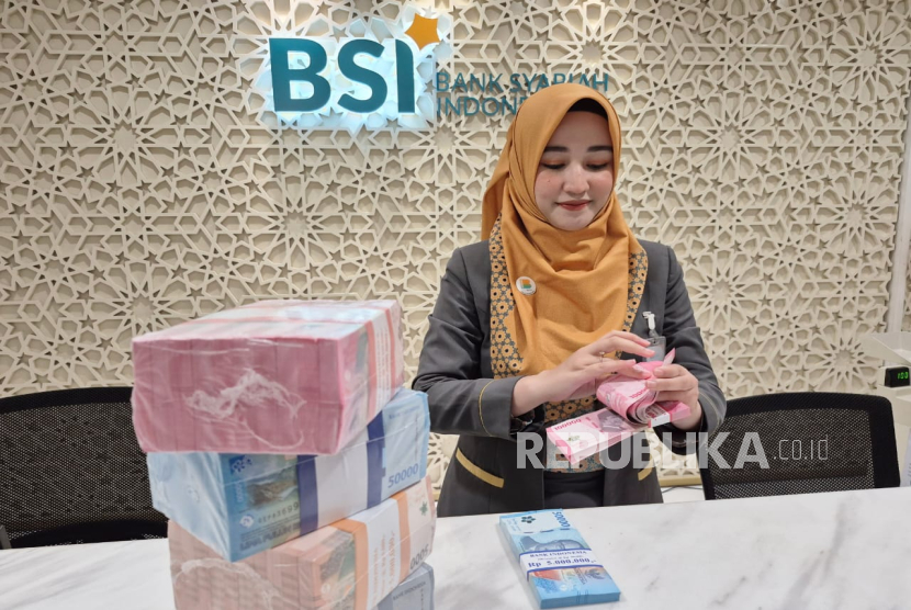 BSI menjadi mitra distribusi dari Kementerian Keuangan RI untuk memasarkan produk investasi Sukuk Tabungan seri ST014.