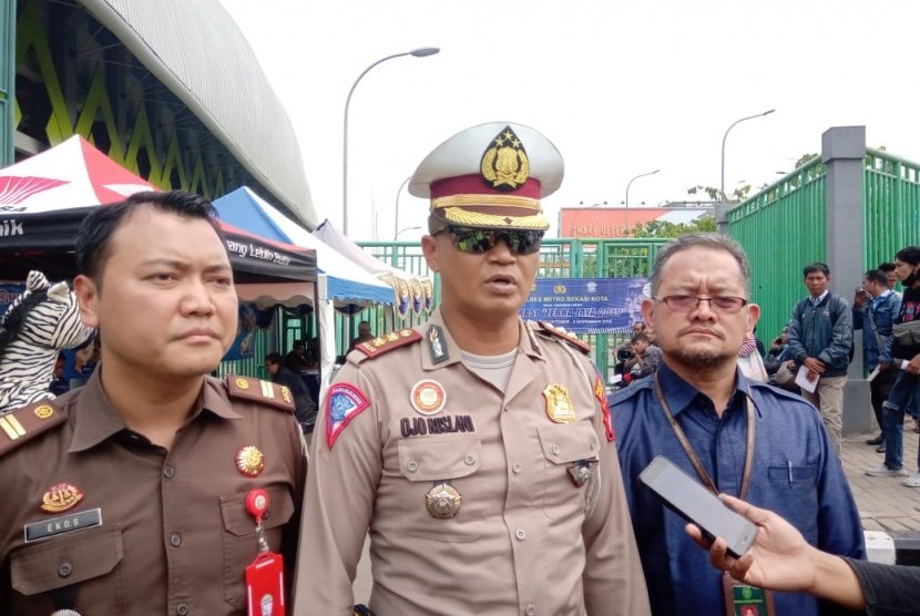 Kasat Lantas Polres Metro Bekasi Kota AKBP Ojo Ruslani