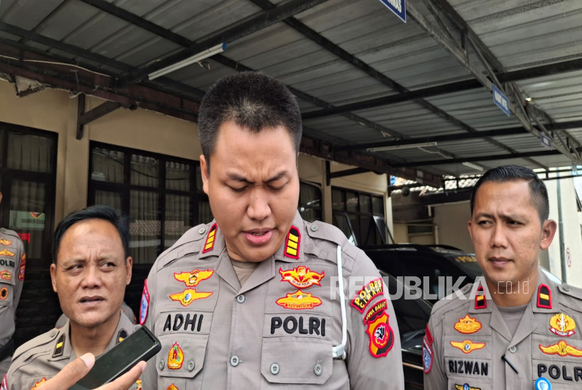 Kasatlantas Polres Cimahi, AKP Adhi Prasidya Danahiswara