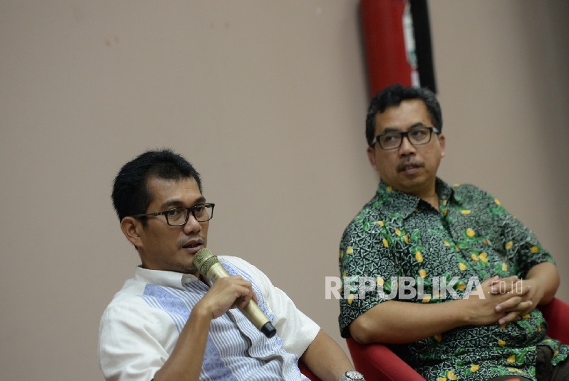 Kasubdit Pembinaan Haji dan Umroh Kemenag M Arfi Hatim (kiri) bersama Plt. Deputi Bidang Pencegahan KPPU Taufik Ahmad menjadi narasumber saat silaturahim bulanan IITCF di Jakarta, Sabtu (11/2). 