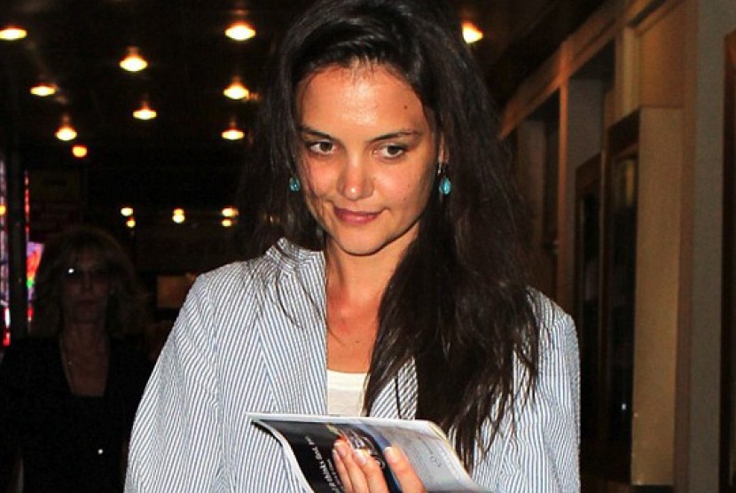 Katie Holmes tanpa make up