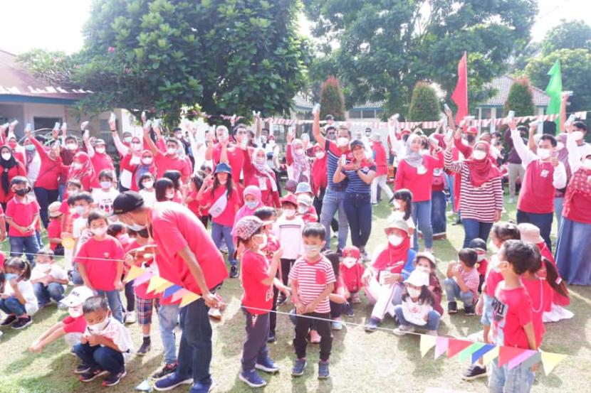 KB-TK Bosowa Bina Insani (BBI) Bogor menggelar acara family gathering dalam rangka memeriahkan HUT ke-77 RI di Bogor, Sabtu (20/8/2022).