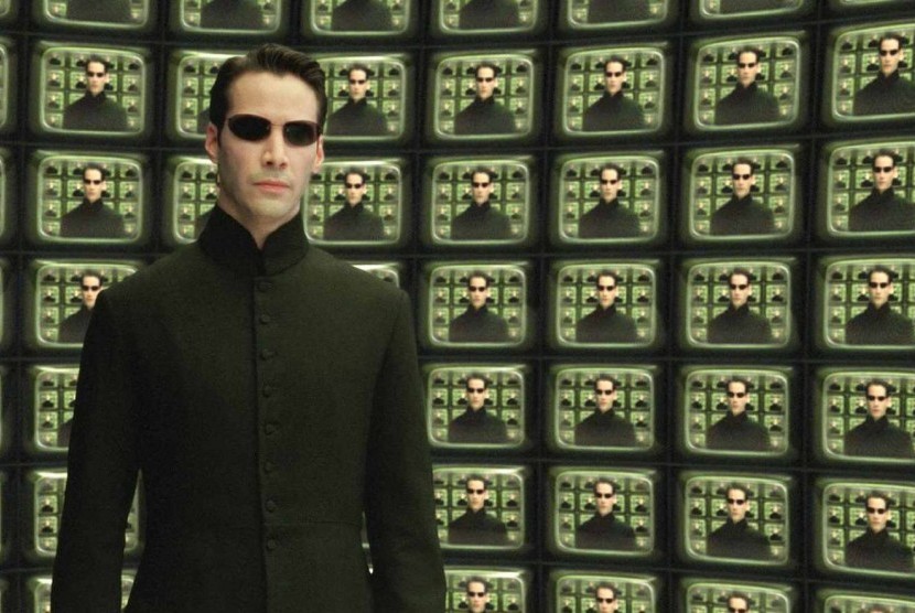 Keanu Reeves dalam salah satu adegan The Matrix Reloaded.