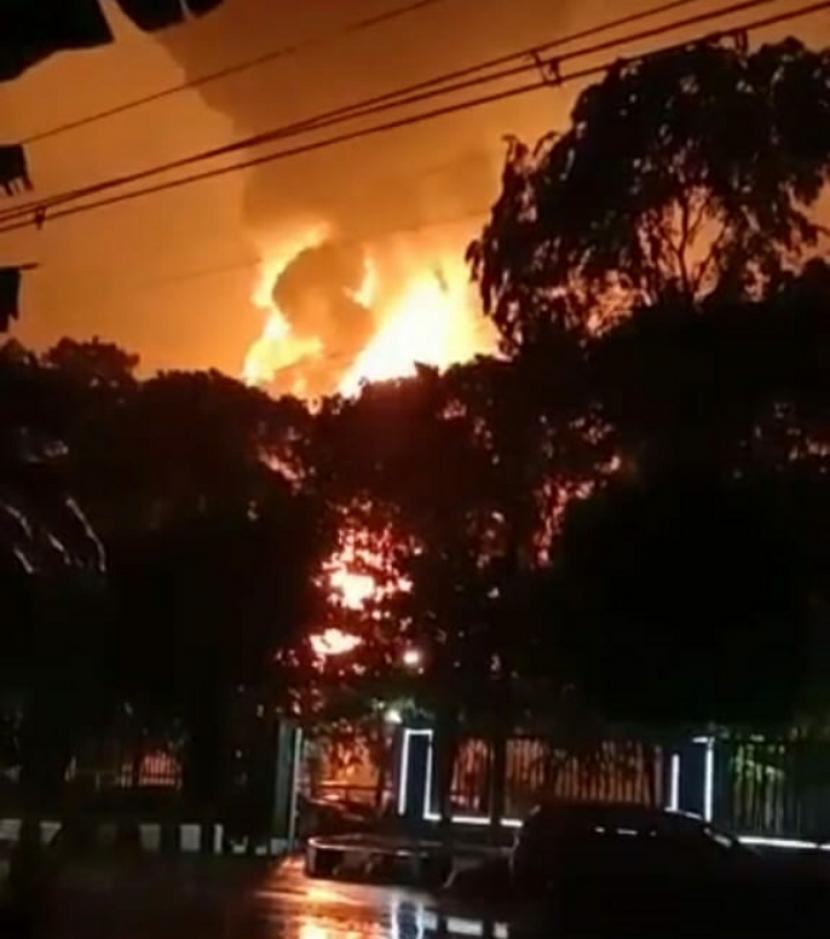 Kebakaran kilang Pertamina di Dumai. (Ilustrasi)