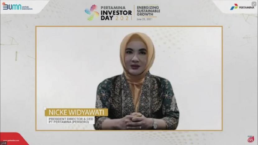 : Direktur Utama Pertamina Nicke Widyawati memberikan sambutan melalui daring dalam acara Pertamina Investor Day 2021 bertema Energizing Sustainable Growth, pada rabu (23/6) di Kantor Pusat Pertamina