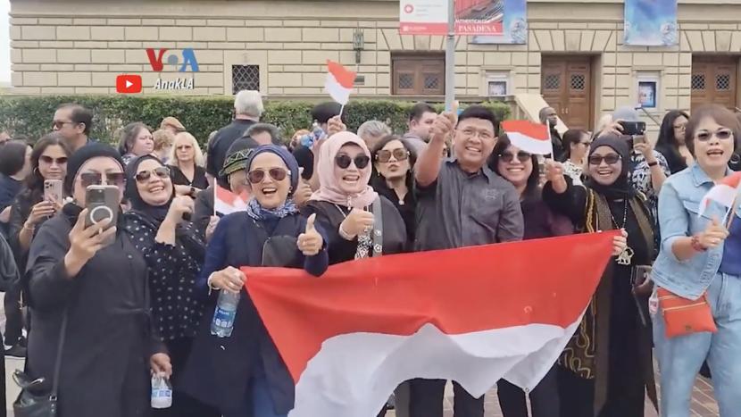 Keberhasilan Putri Ariani menembus final Americas Got Talent membuat diaspora Indonesia yang menonton langsung merasa bangga dan terharu.