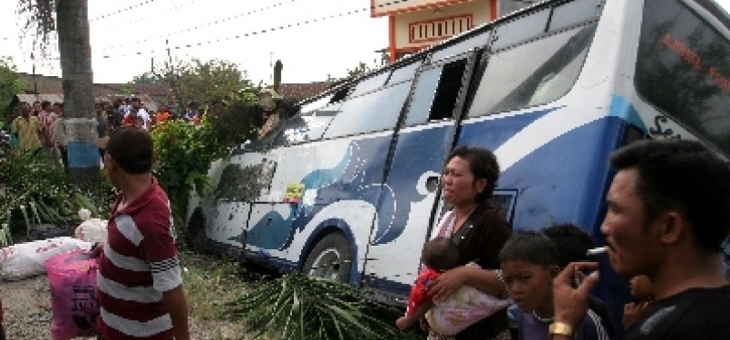 Kecelakaan bus (ilustrasi)