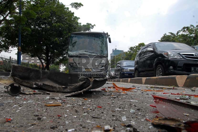 Kecelakaan bus Transjakarta di jalan Salemba, Jakarta Pusat, Senin (22/10).