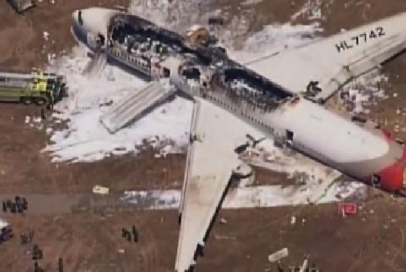 Kecelakaan Pesawat Asiana Airlines Boeing 777 di San Fransisco 