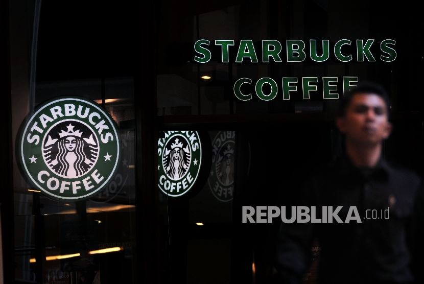 Kedai kopi Starbucks di sebuah pusat perbelanjaan, Jakarta.  (ilustrasi)