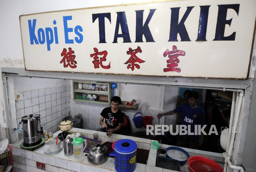 Kedai Kopi Tak Kie menjadi salah satu pengisi stan kuliner Kampoeng Legenda di Mal Ciputra.