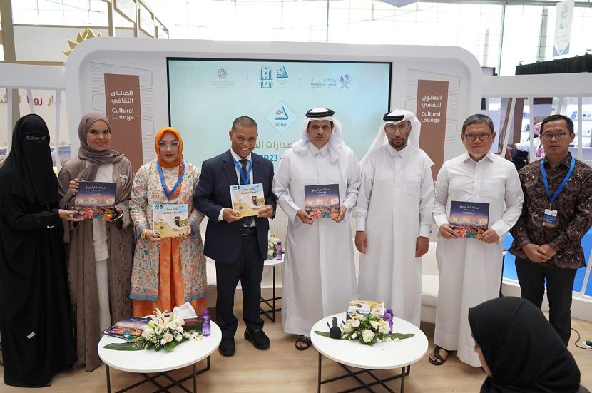Kedutaan Besar Republik Indonesia (KBRI) Doha di Qatar bekerjasama menerjemahkan buku cerita anak Nusantara dan Qatar.