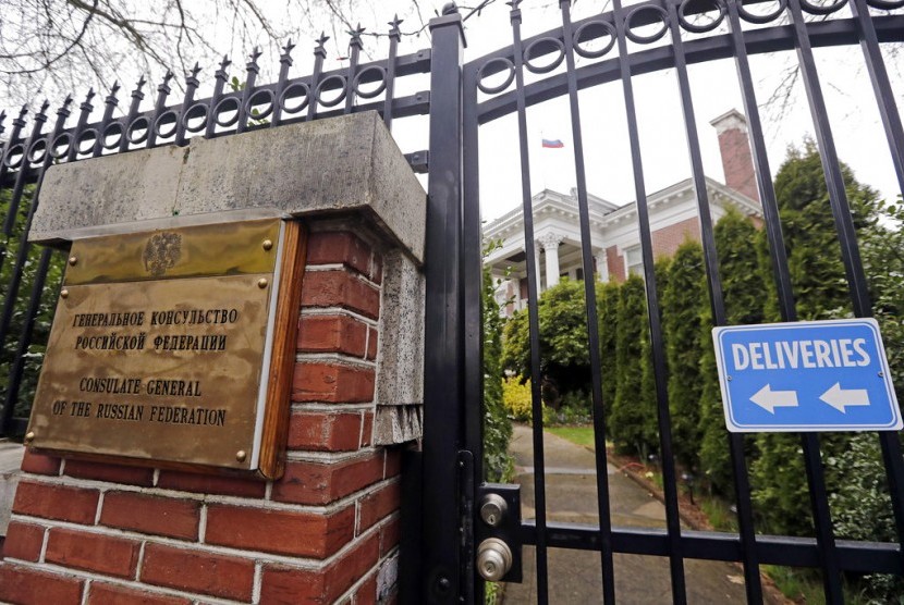 Kedutaan besar Rusia di Seattle, AS. Pemerintah Trump mengusir 60 diplomat Rusia dan memerintahkan penutupan konsulat Rusia di Seattle pada Senin (26/3).