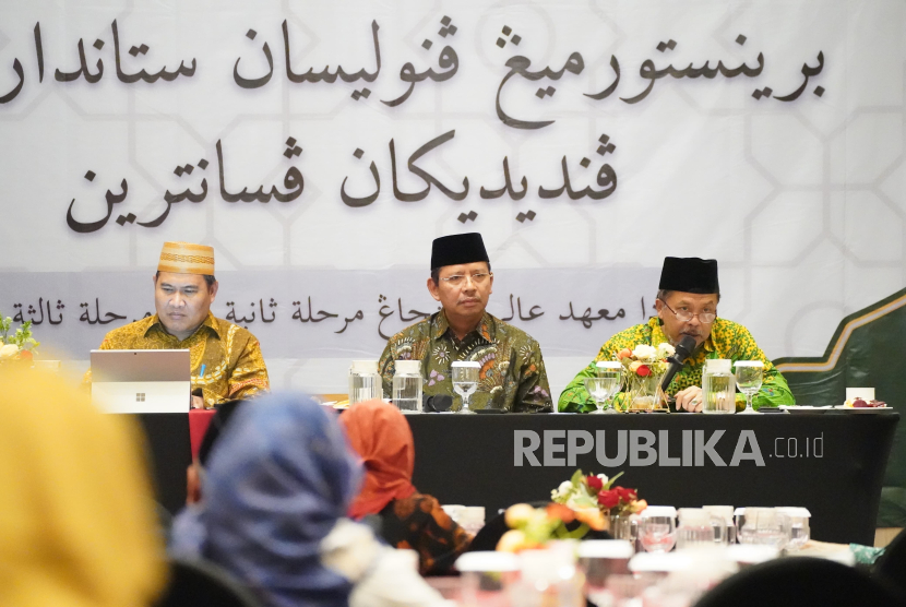 kegiatan Brainstorming Penyusunan Standar Mutu Pendidikan Pesantren jenjang Marhalah Tsaniyah (M2) dan Marhalah Tsalitsah (M3) Ma’had Aly oleh Direktorat Jenderal Pendidikan Islam Kementerian Agama RI, pada 1–3 Mei 2025 di Tangerang Selatan.
