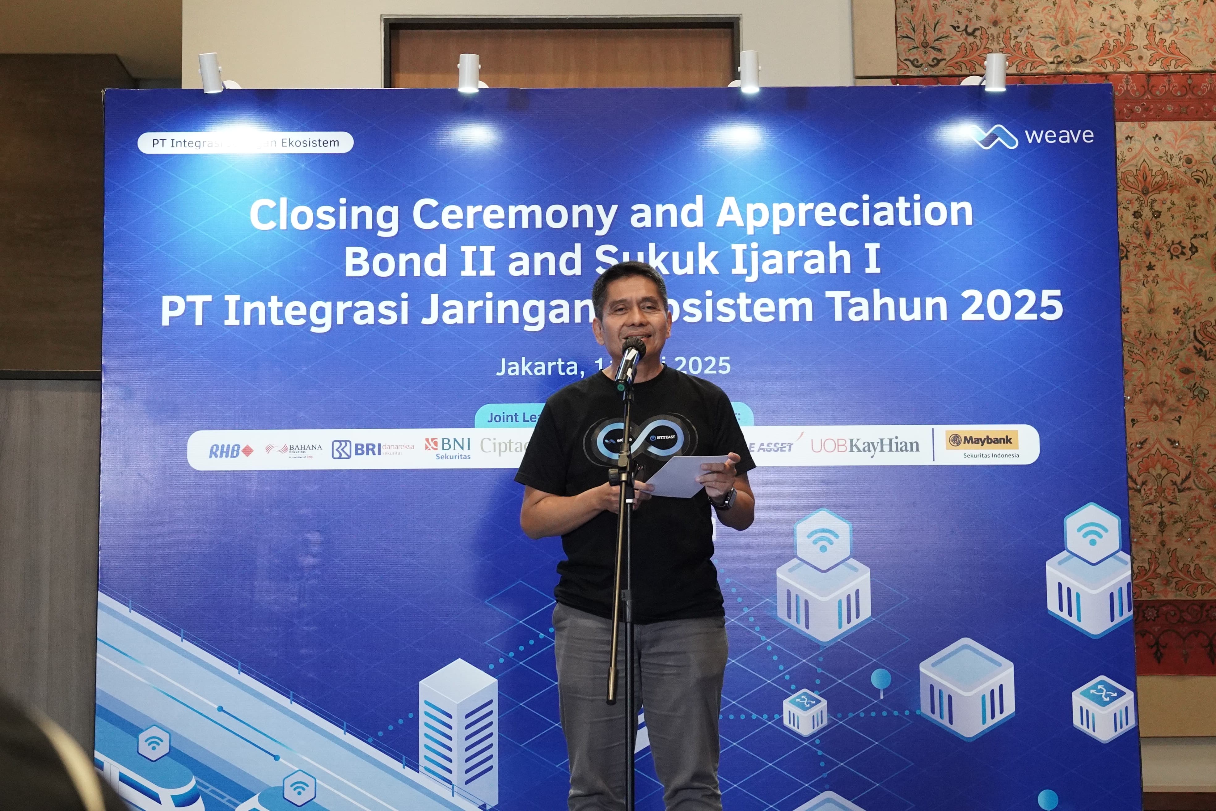 Kegiatan closing ceremony and appreciation Bond II dan Sukuk Ijarah I PT IJE.