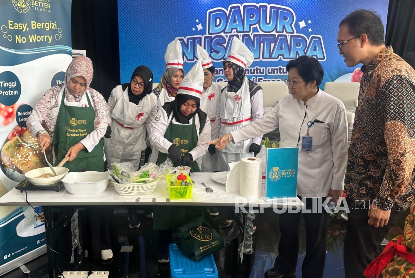 Kegiatan Dapur Nusantara yang menjadi bagian dalam kampanye gerakan makan ikan. 
