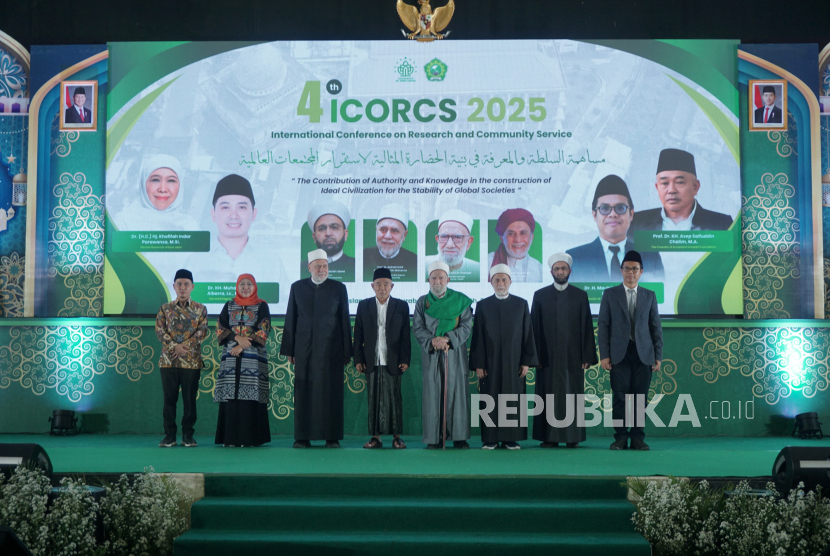 Kegiatan di Universitas Abdul Chalim di Mojokerto.