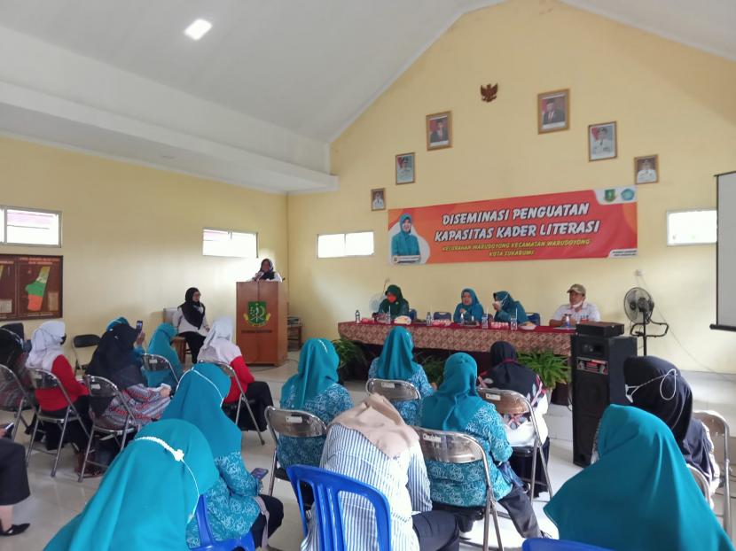 Kegiatan diseminasi kapasitas kader literasi di Kelurahan/Kecamatan Warudoyong Kota Sukabumi, Rabu (7/9/2022)