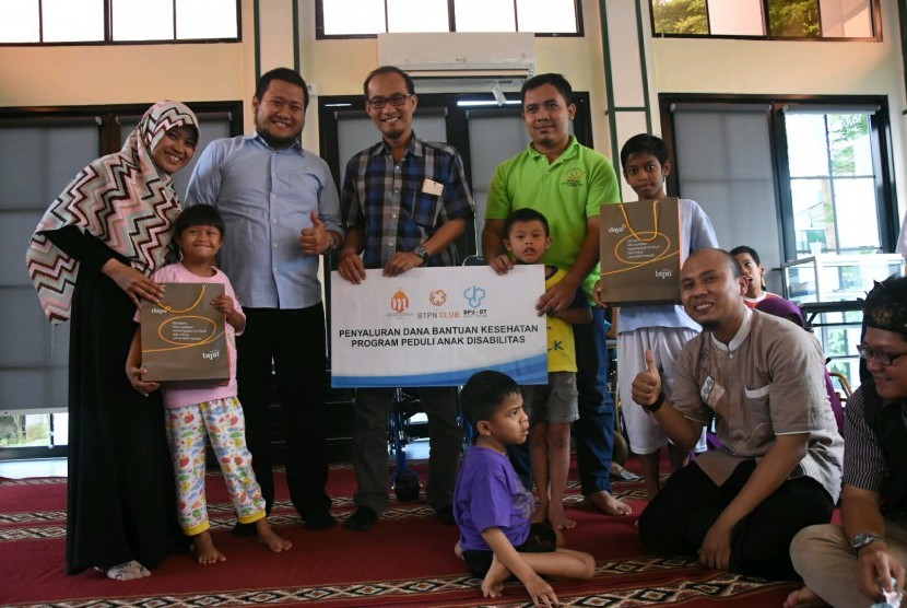 Kegiatan DPU DT dan Muslim BTPN di Yayasan Sayap Ibu Tangsel