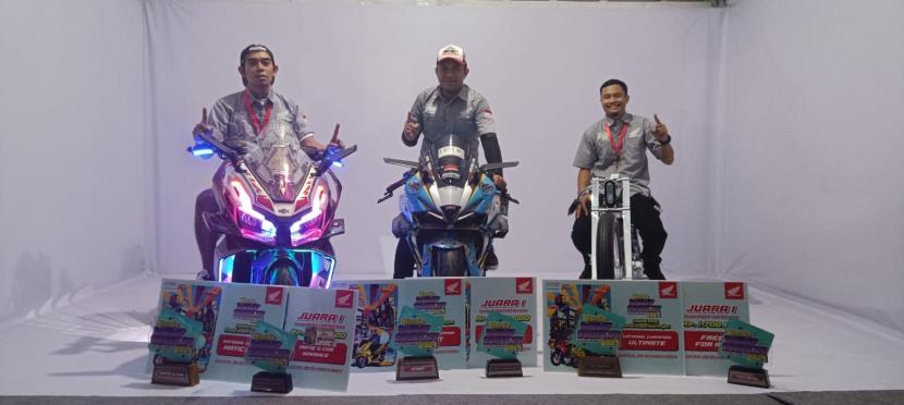 Kegiatan Honda Modif Contest (HMC) 2024 di Klaten, Jawa Tengah, Sabtu (26/10/2024).