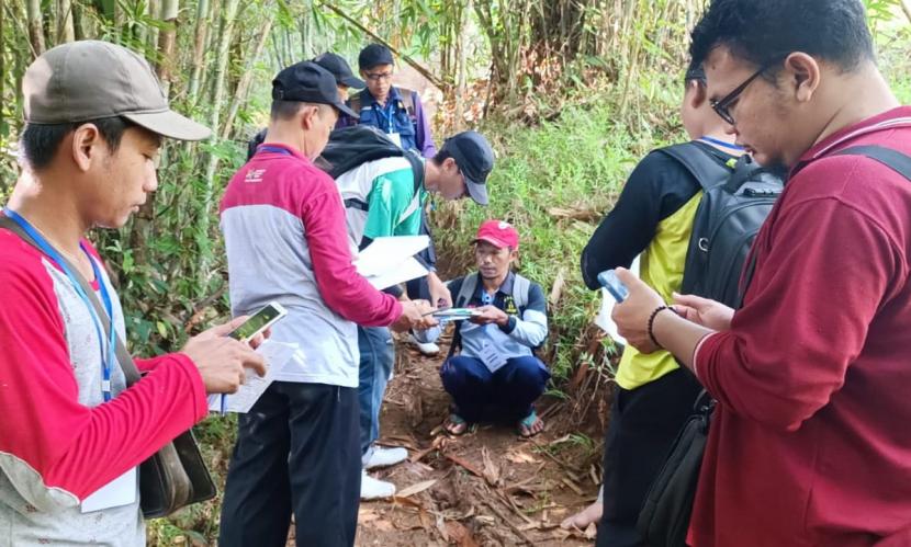 Kegiatan inventarisasi, identifikasi, dan pengukuran lahan di Desa Wadas, Kecamatan Bener, Kabupaten Purworejo tahap 2 yang dilakukan tim sejak Sejak Selasa (12/7/2022). 