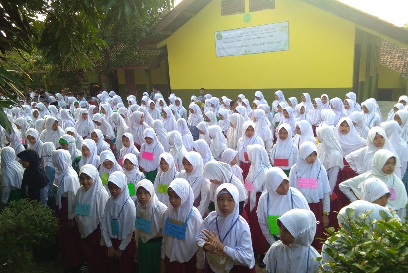 Kegiatan Masa ta'aruf siswa madrasah (Matsama) 2017 di MTs Negeri 1 Bogor